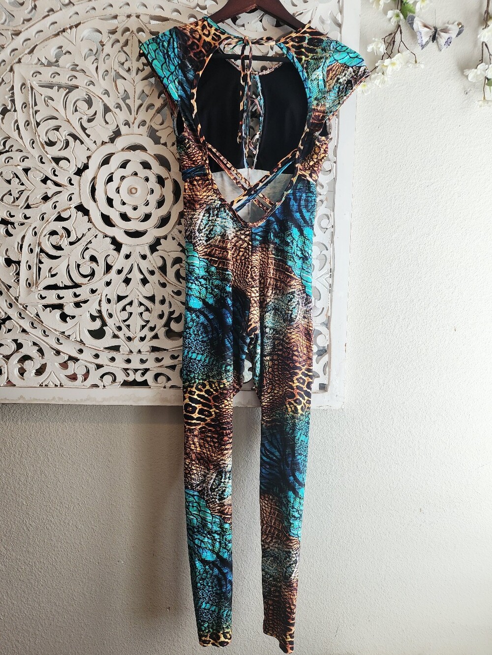 LURE FITNESS BRAZILIAN BODYSUIT ANIMAL PRINT CHEST PADDED CUTOUT SZ MEDIUM - Picture 14 of 15